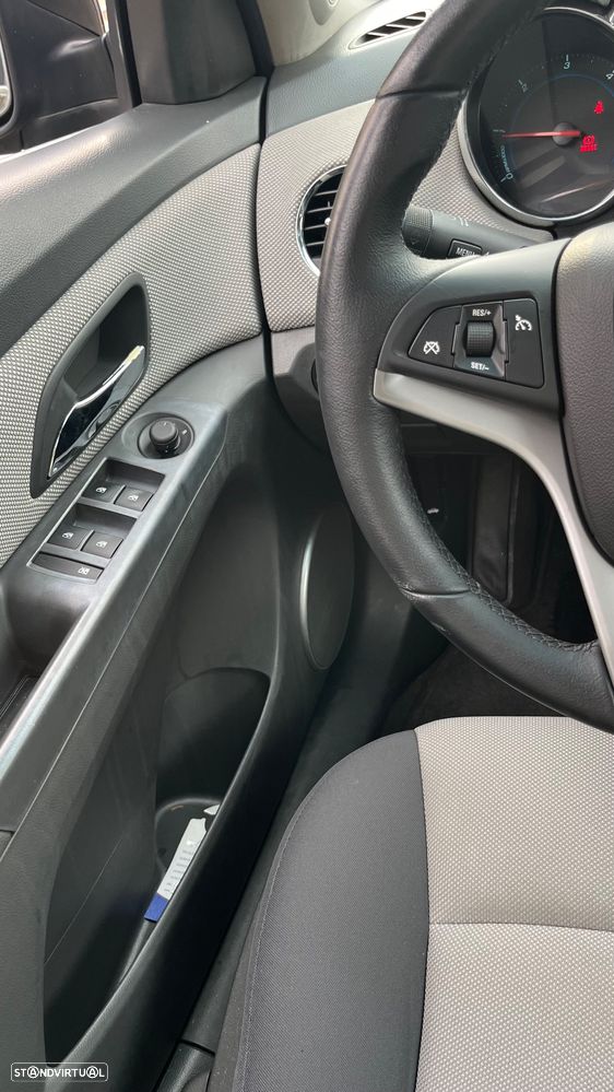 Chevrolet Cruze 2.0 VCDi LT - 12