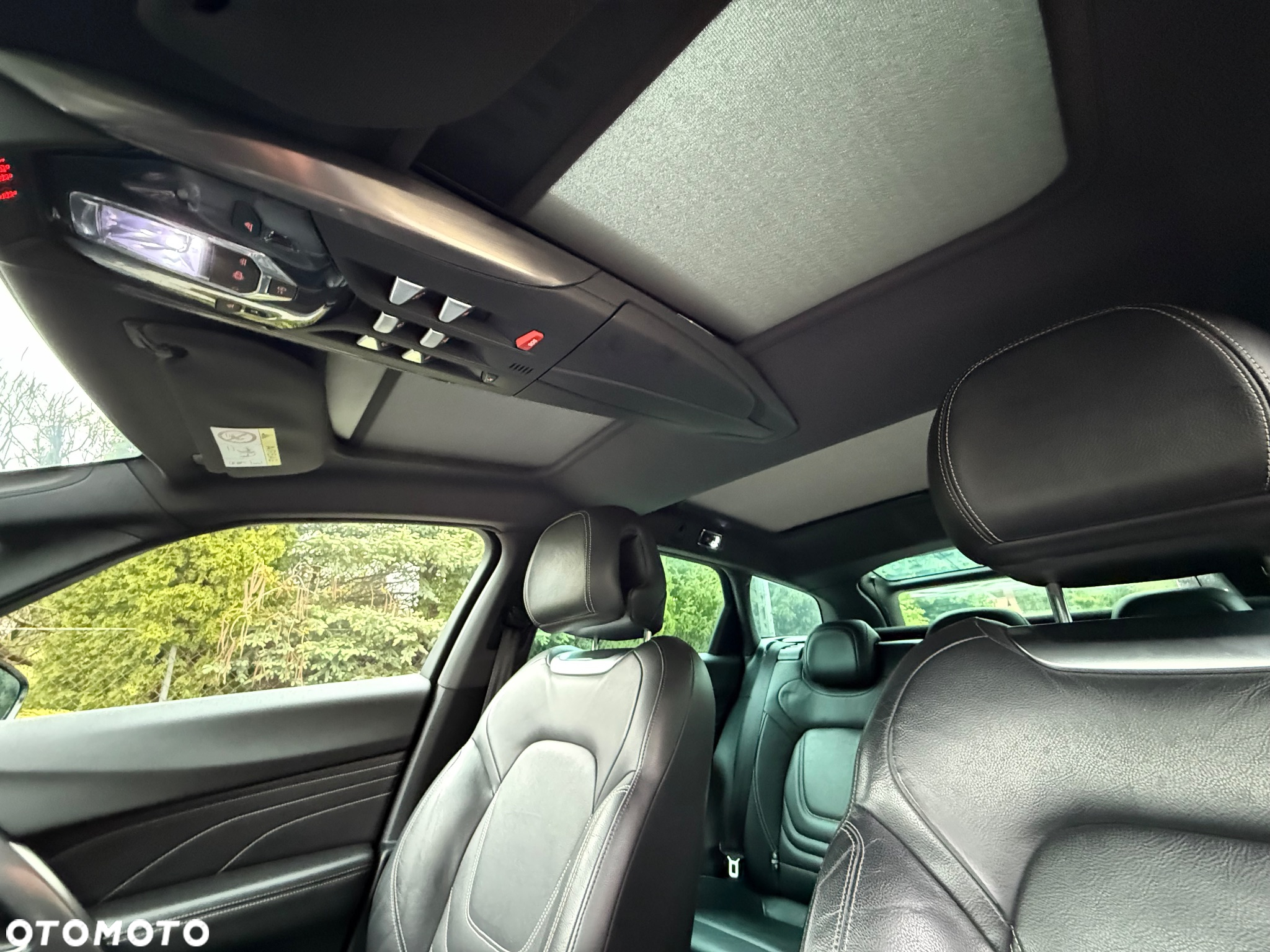 Citroën DS5 BlueHDi 150 Business Class - 26