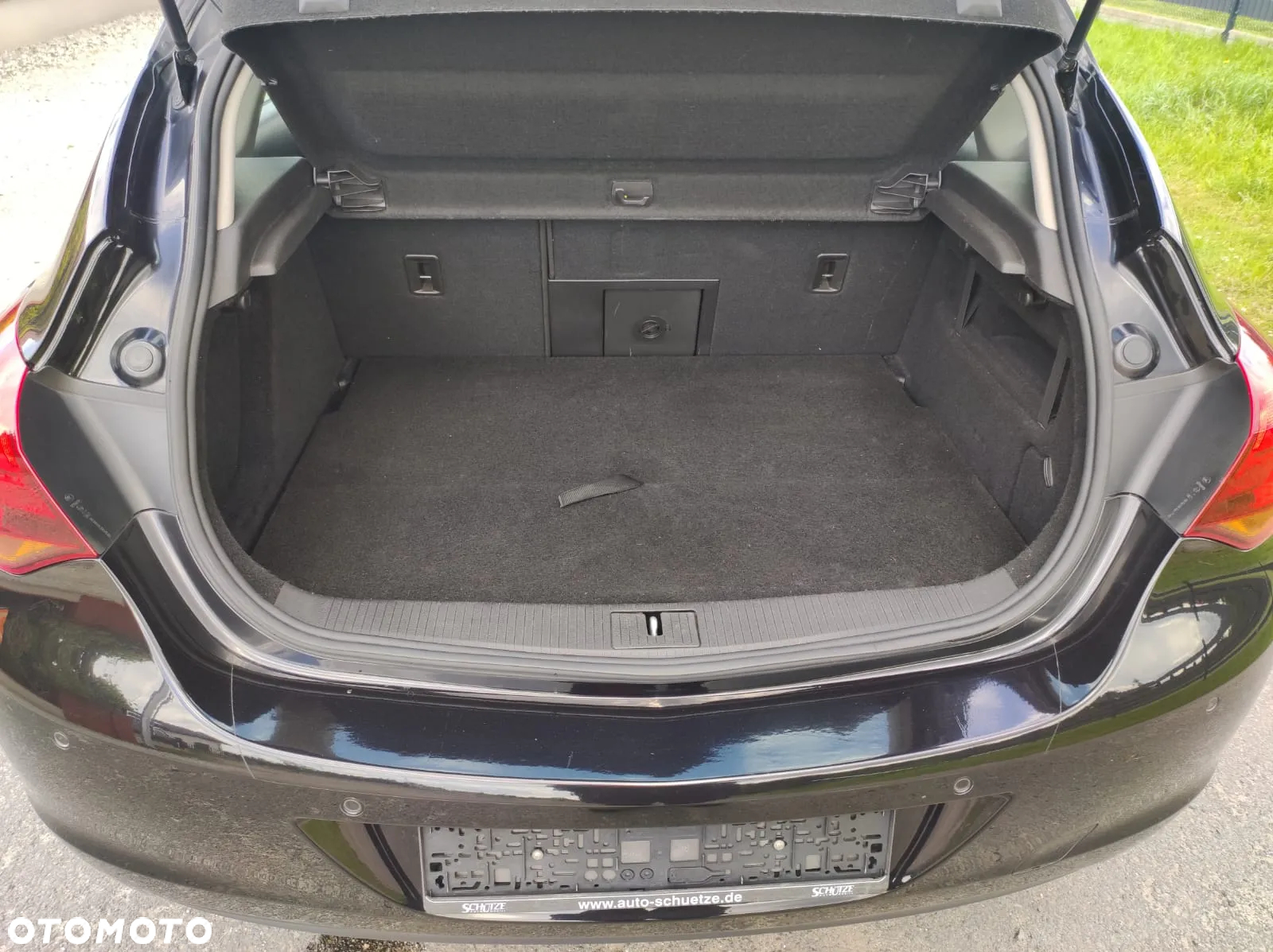 Opel Astra 1.6 Automatik Design Edition - 24