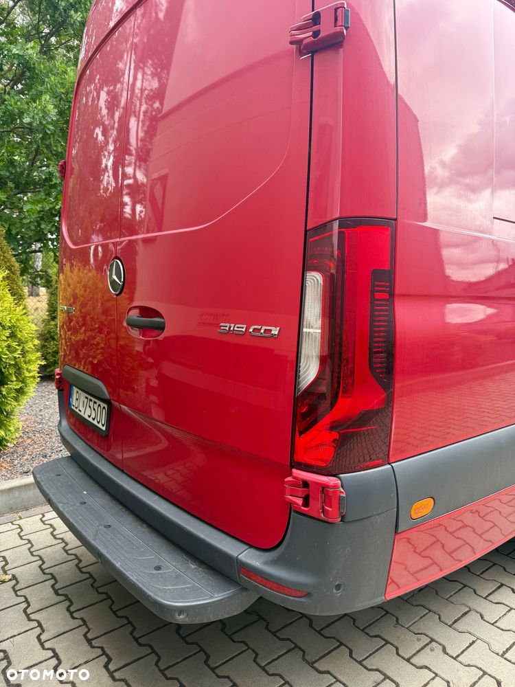 Mercedes-Benz SPRINTER - 13