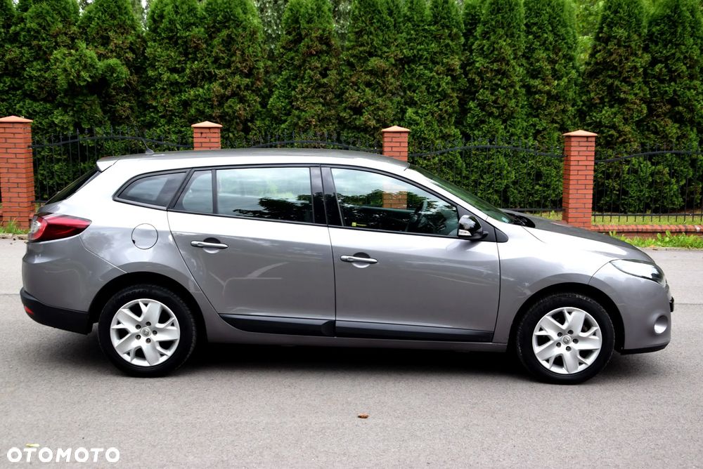 Renault Megane 1.6 16V Dynamique Euro5 - 10