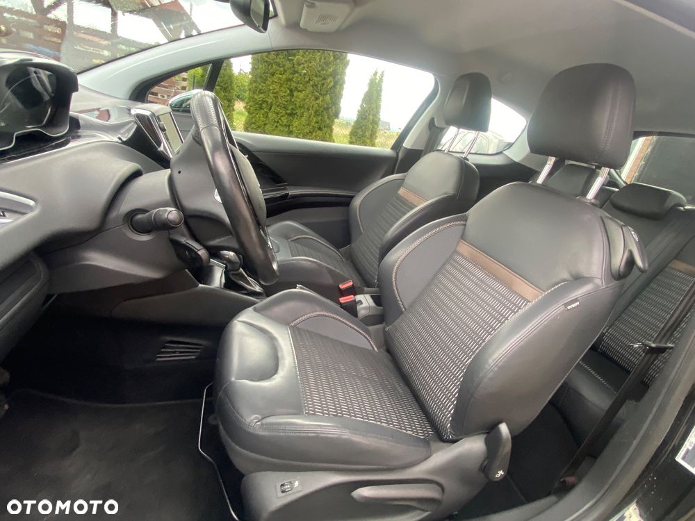 Peugeot 208 1.6 VTi Allure - 20