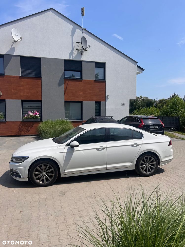 Volkswagen Passat ver-2-0-tdi-scr-trendline-dsg - 2