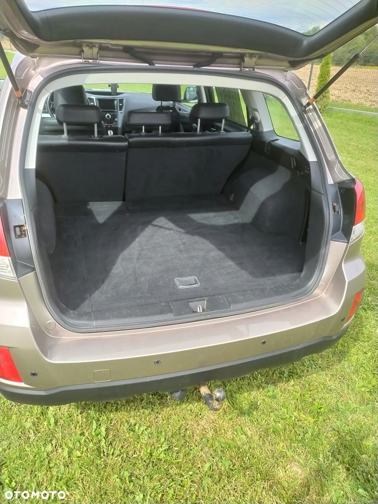 Subaru Outback 2.0 D Comfort AT - 5