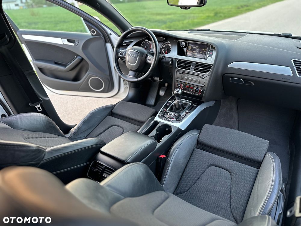 Audi A4 Avant - 20