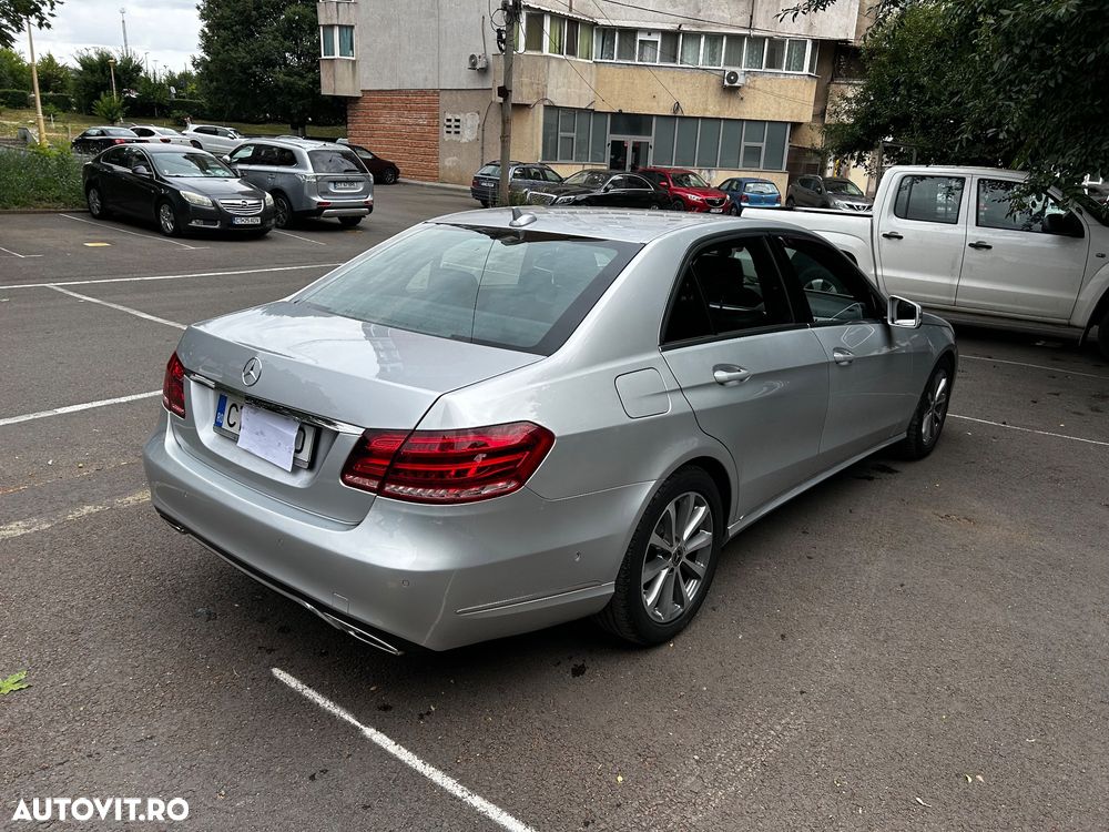 Mercedes-Benz E 200 - 3