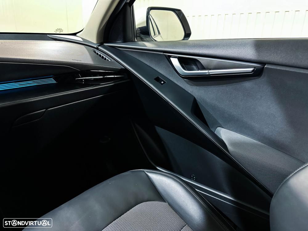 Kia Niro EV 64kWh Drive - 24
