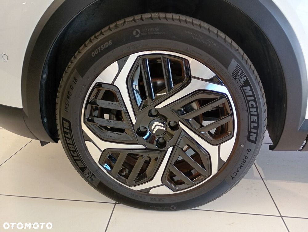 Citroën C4 1.2 PureTech Max S&S EAT8 - 28