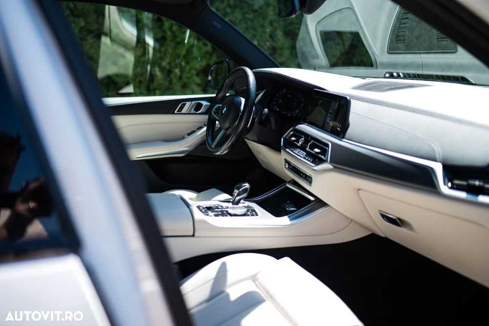 BMW X5 M M50d - 29