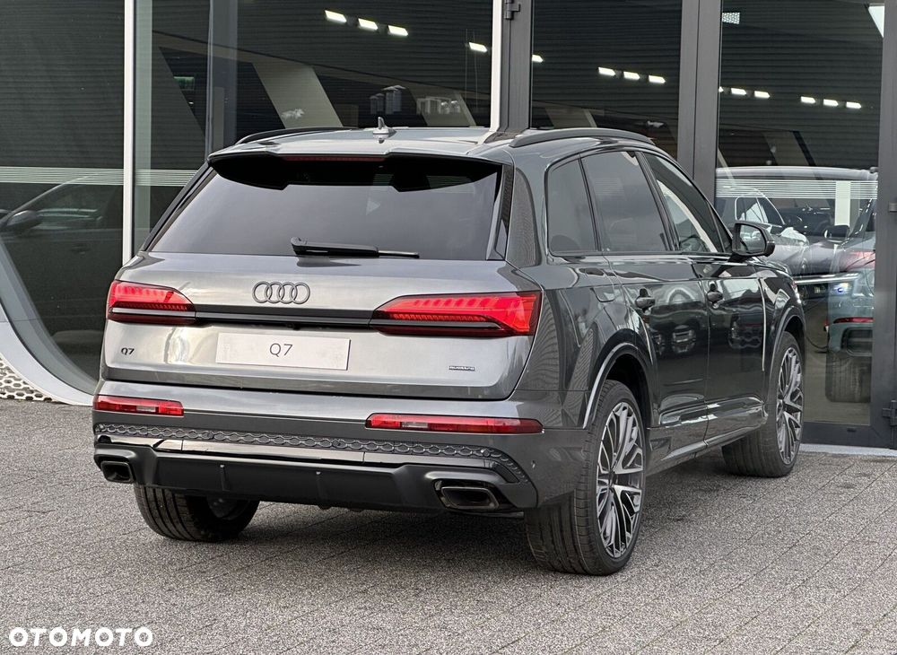 Audi Q7 - 6
