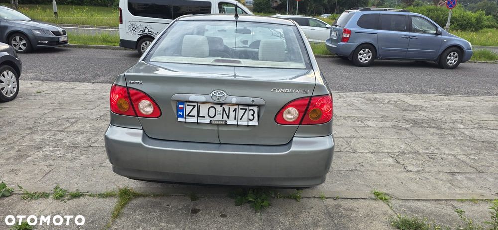 Toyota Corolla - 5