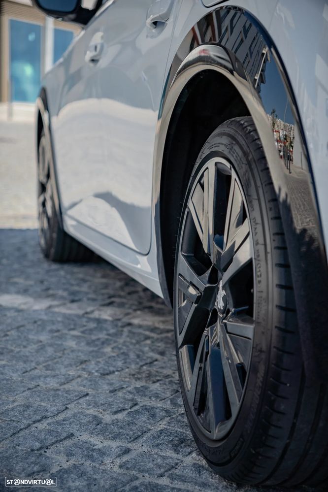 Peugeot 208 1.5 BlueHDi GT - 14