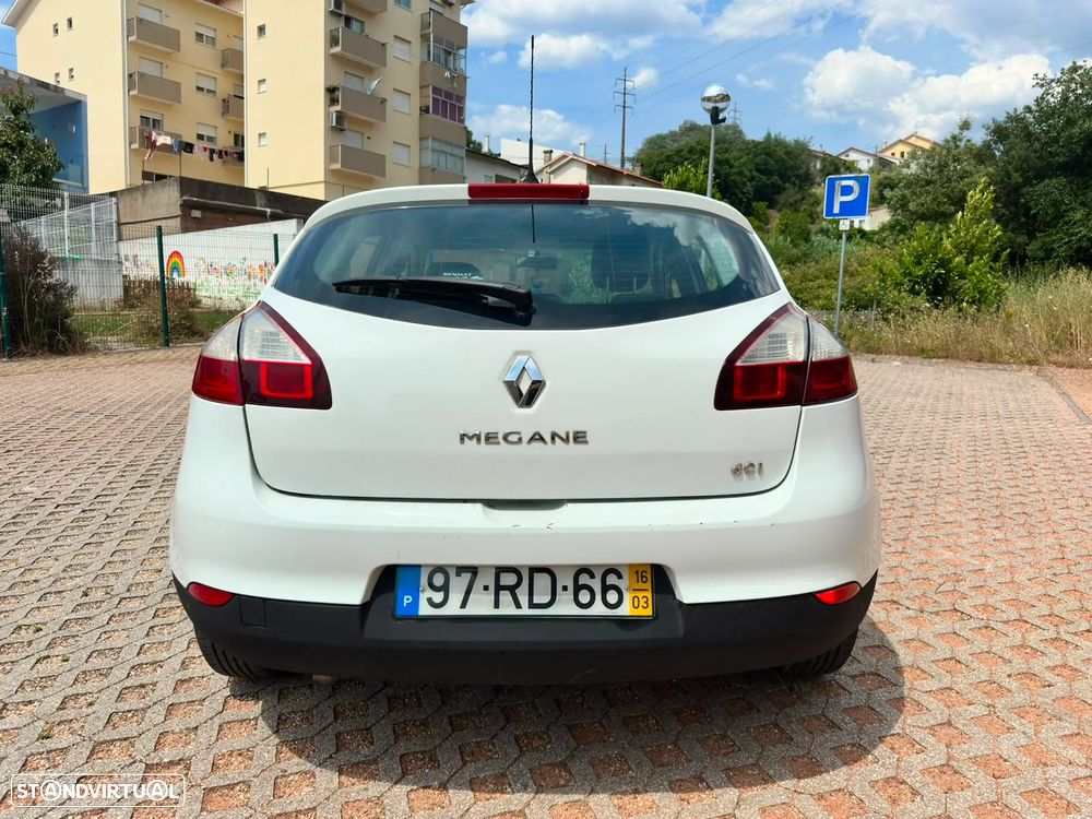 Renault Mégane 1.5 dCi Dynamique S SS - 10