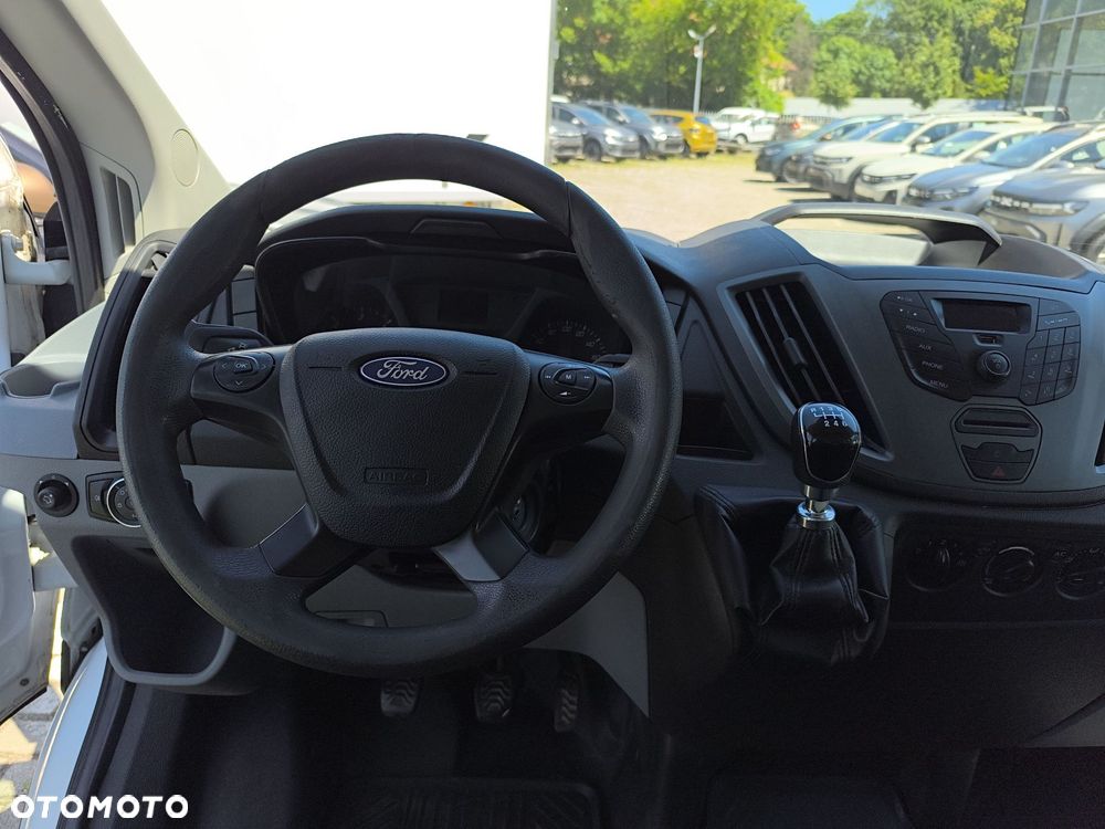 Ford transit - 13