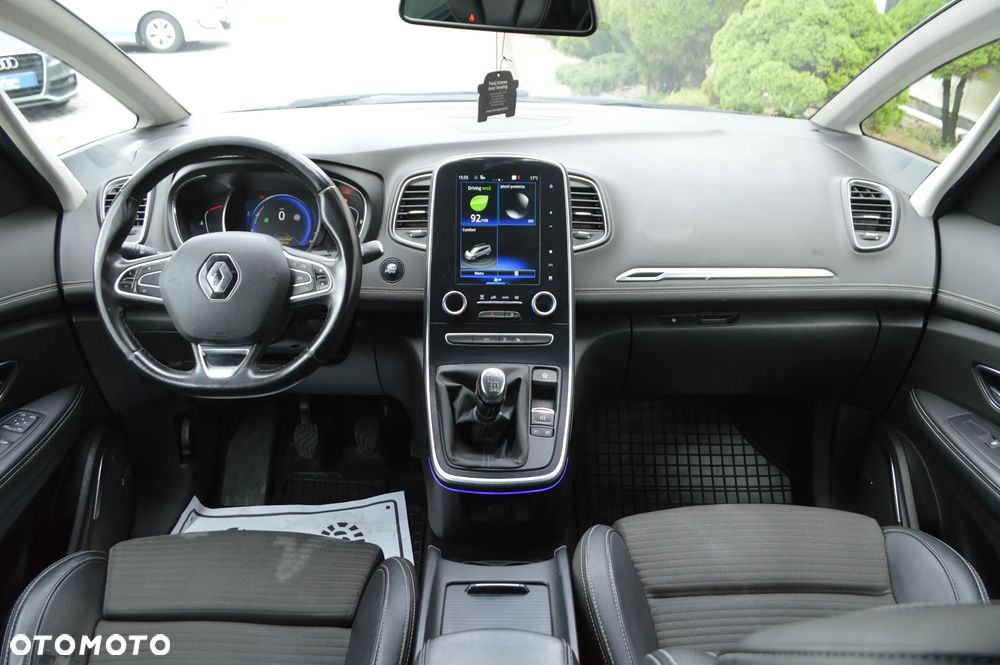 Renault Scenic - 15