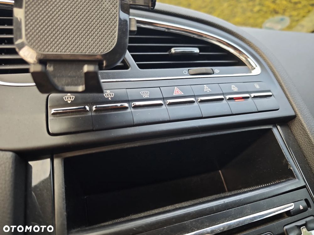 Peugeot 5008 HDI FAP 160 Automatik Business-Line - 14