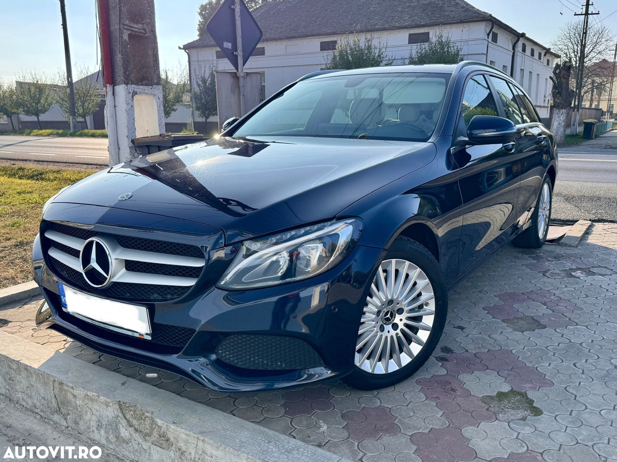 Mercedes-Benz C - 1