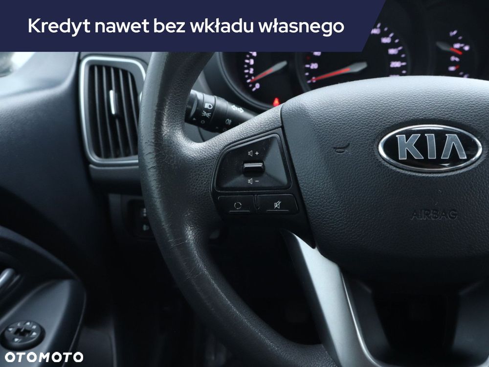 Kia Rio - 19