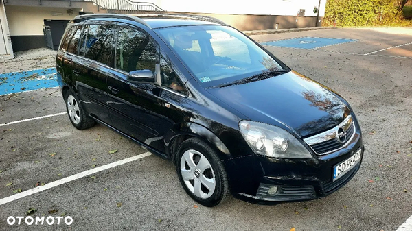 Opel Zafira 1.9 CDTI Essentia