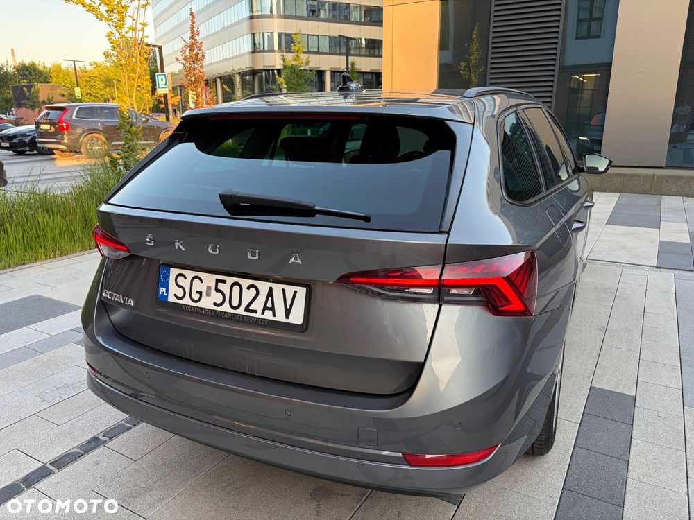 Skoda Octavia 2.0 TDI Ambition DSG - 17