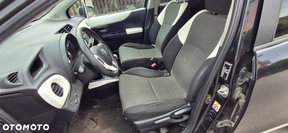 Toyota Yaris - 11