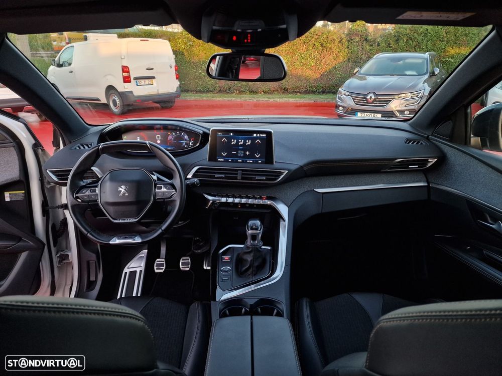 Peugeot 3008 1.2 PureTech GT Line - 18