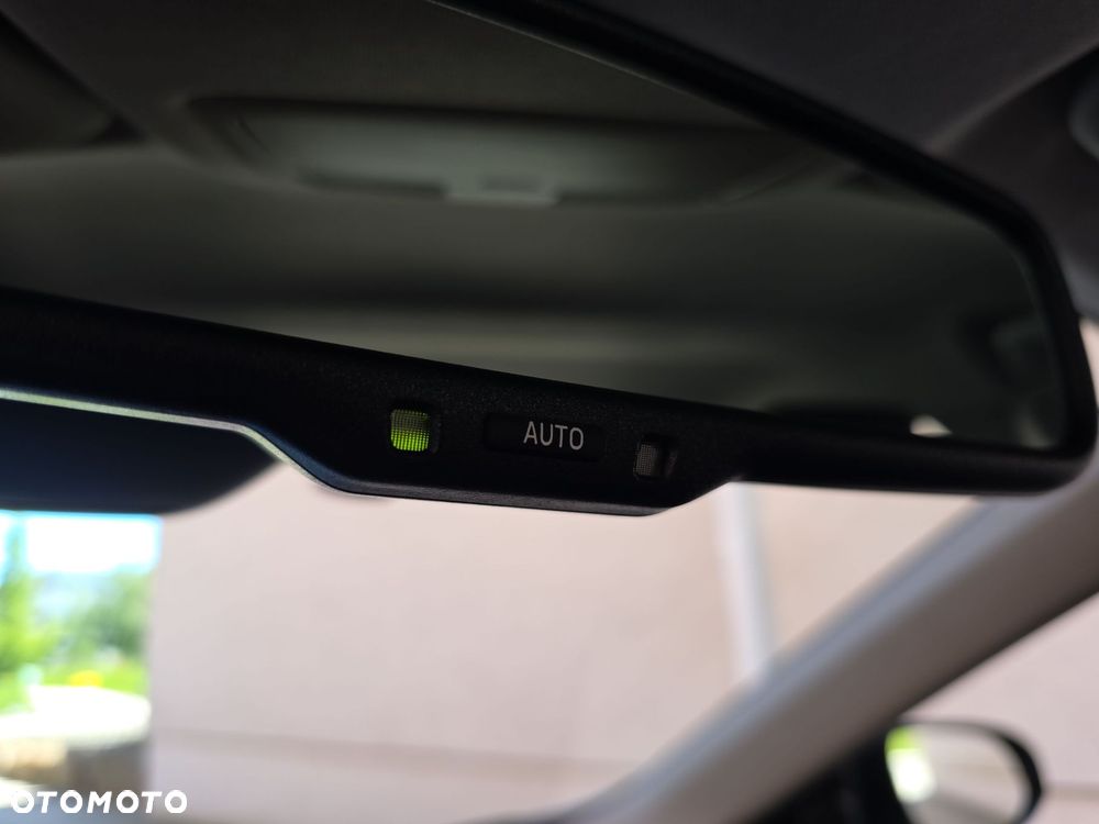 Toyota Auris - 32