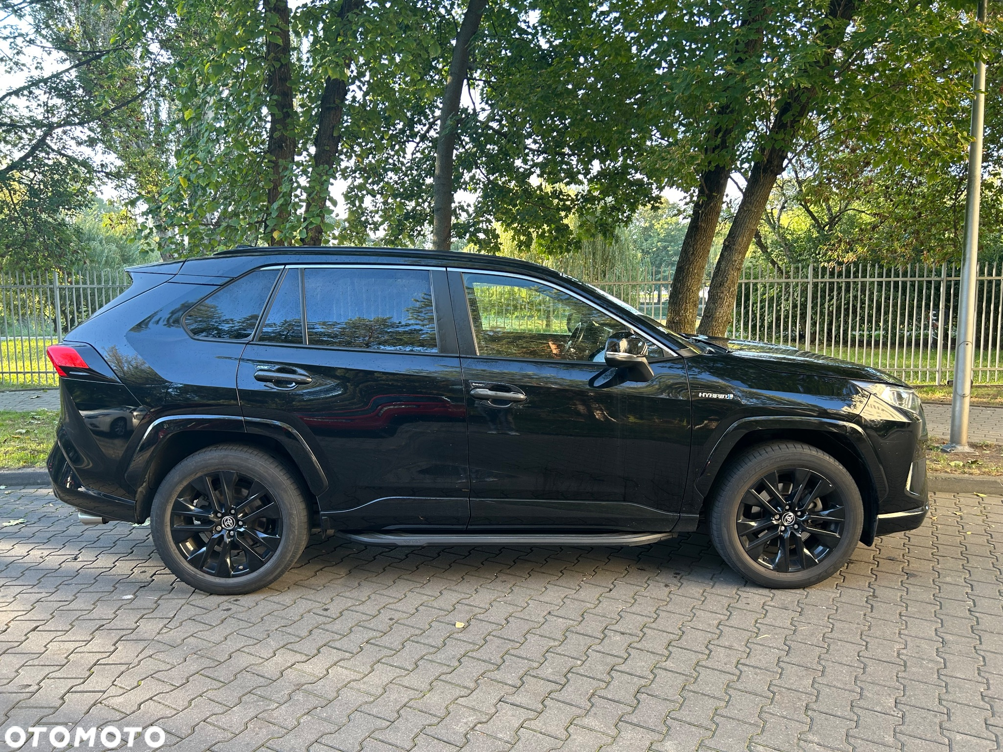 Toyota RAV4 2.5 Hybrid Black Edition by JBL 4x4 - 6