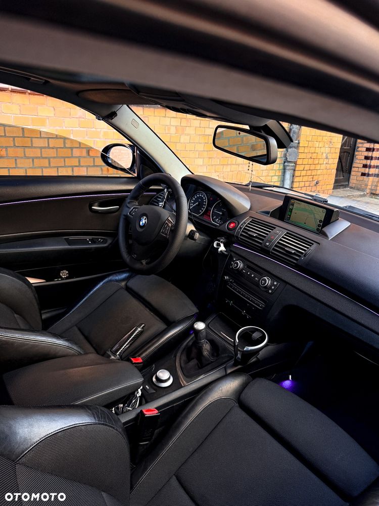 BMW Seria 1 123d - 4