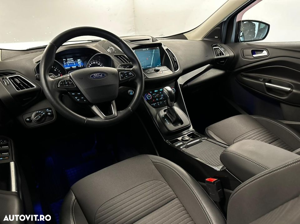 Ford Kuga 2.0 TDCi 4WD Powershift Titanium - 11
