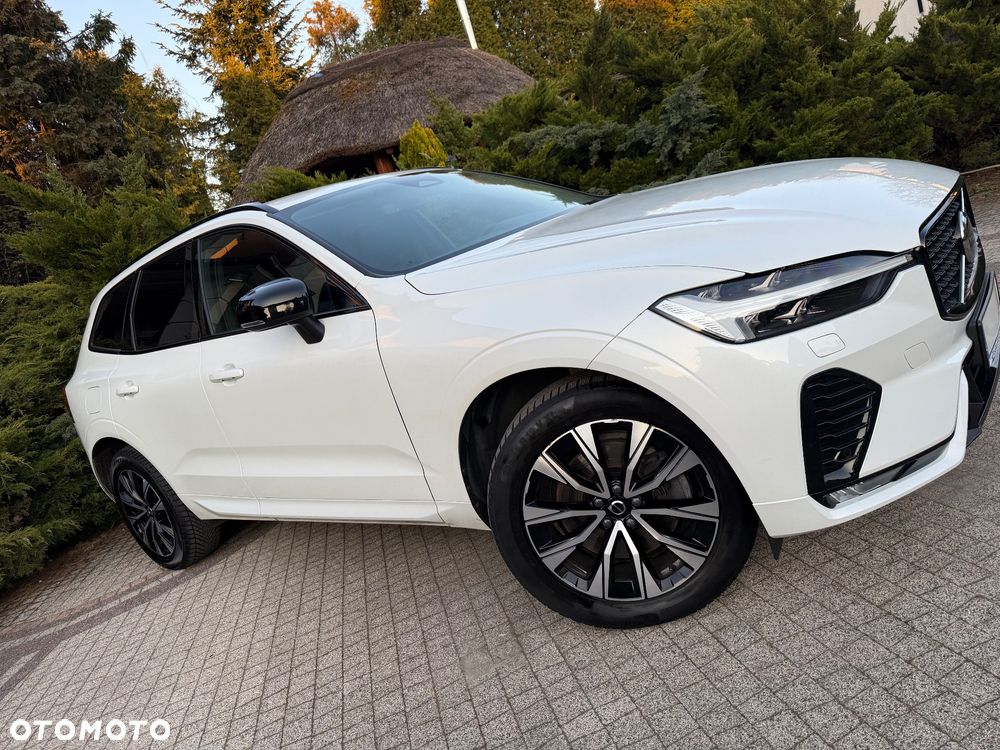 Volvo XC 60 B4 D Plus Dark - 7