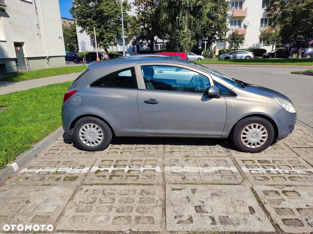 Opel Corsa - 4