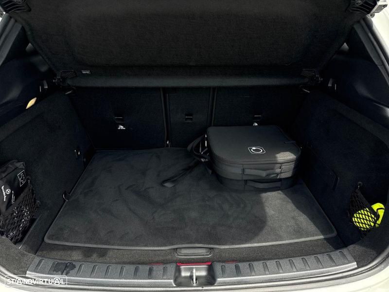 Mercedes-Benz GLA 250 e AMG Line - 21