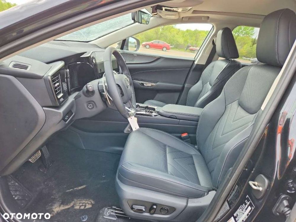 Lexus NX - 9