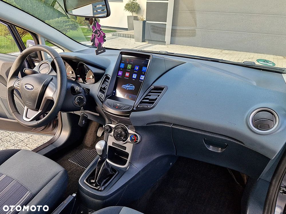 Ford Fiesta 1.25 Champions Edition - 15