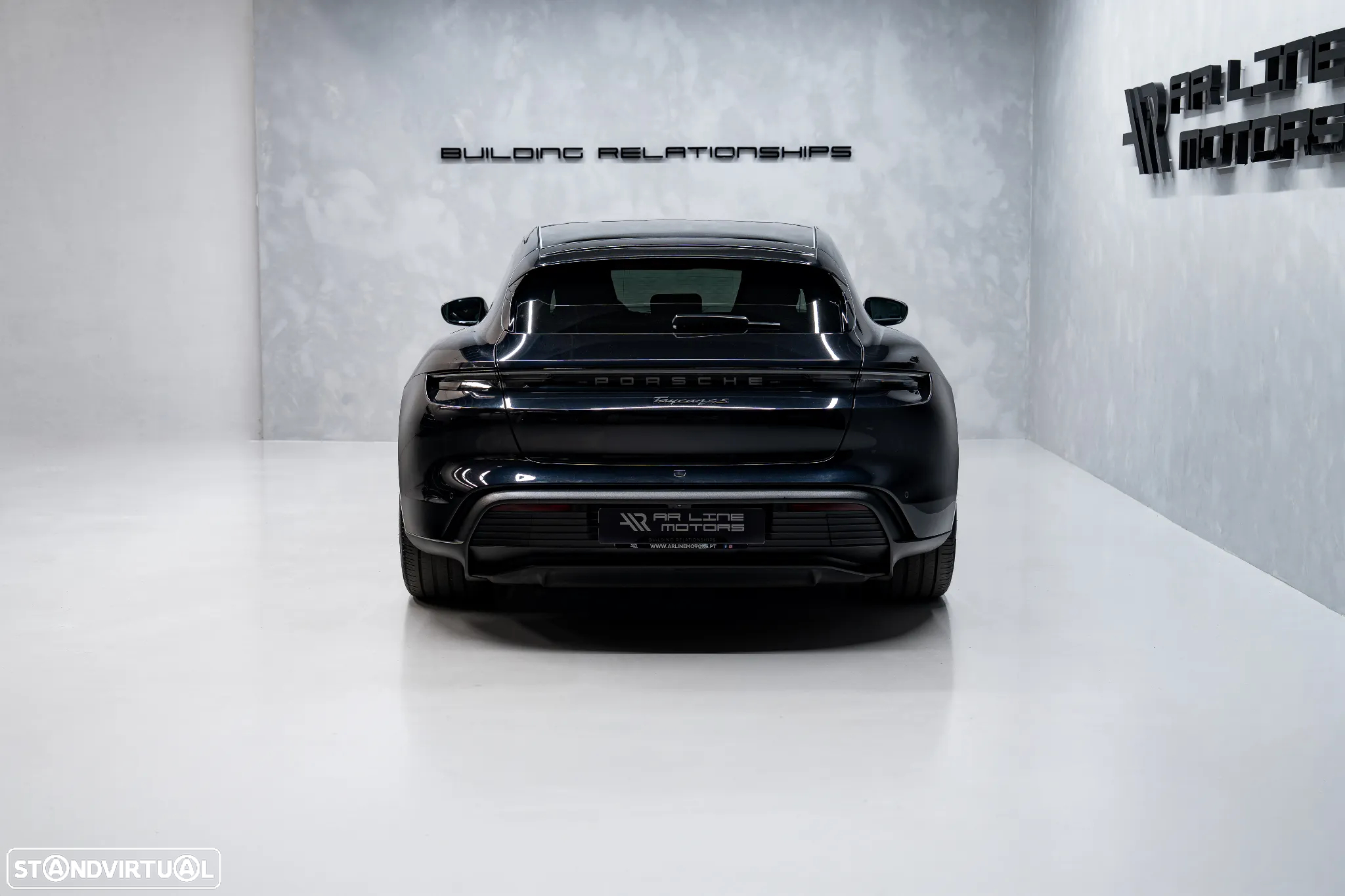 Porsche Taycan Sport Turismo Standard - 11