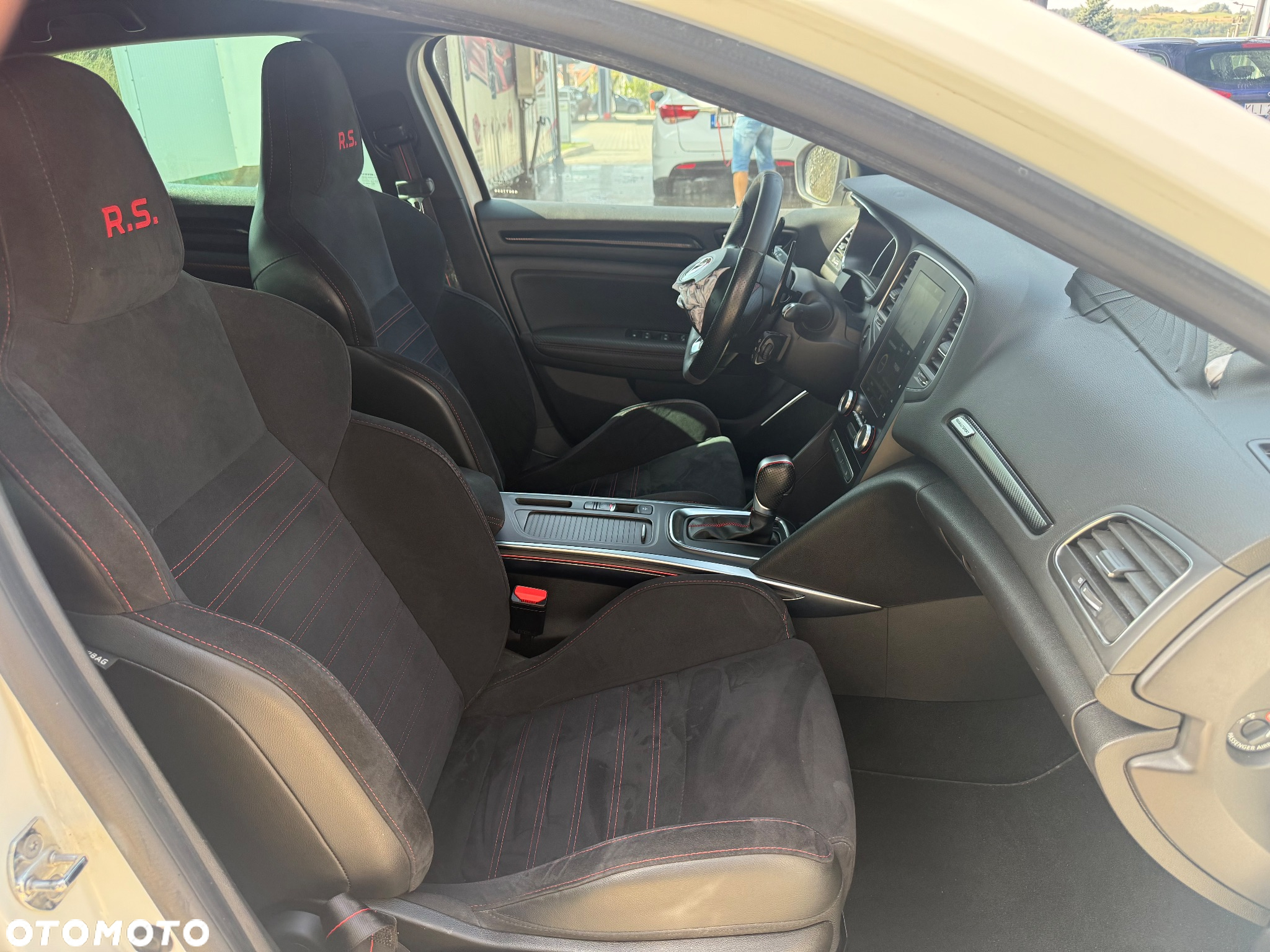 Renault Megane ENERGY TCe 280 EDC R.S - 8