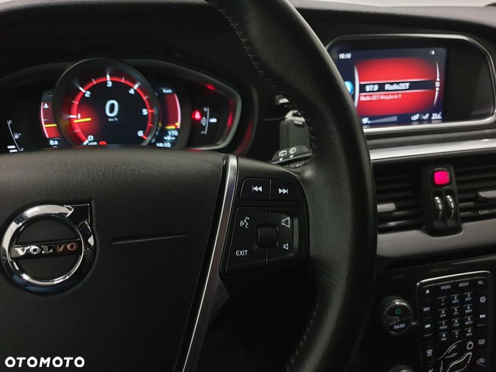 Volvo V40 D4 Inscription - 12