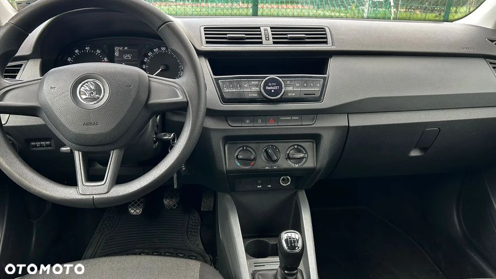 Skoda Fabia 1.0 Active - 8
