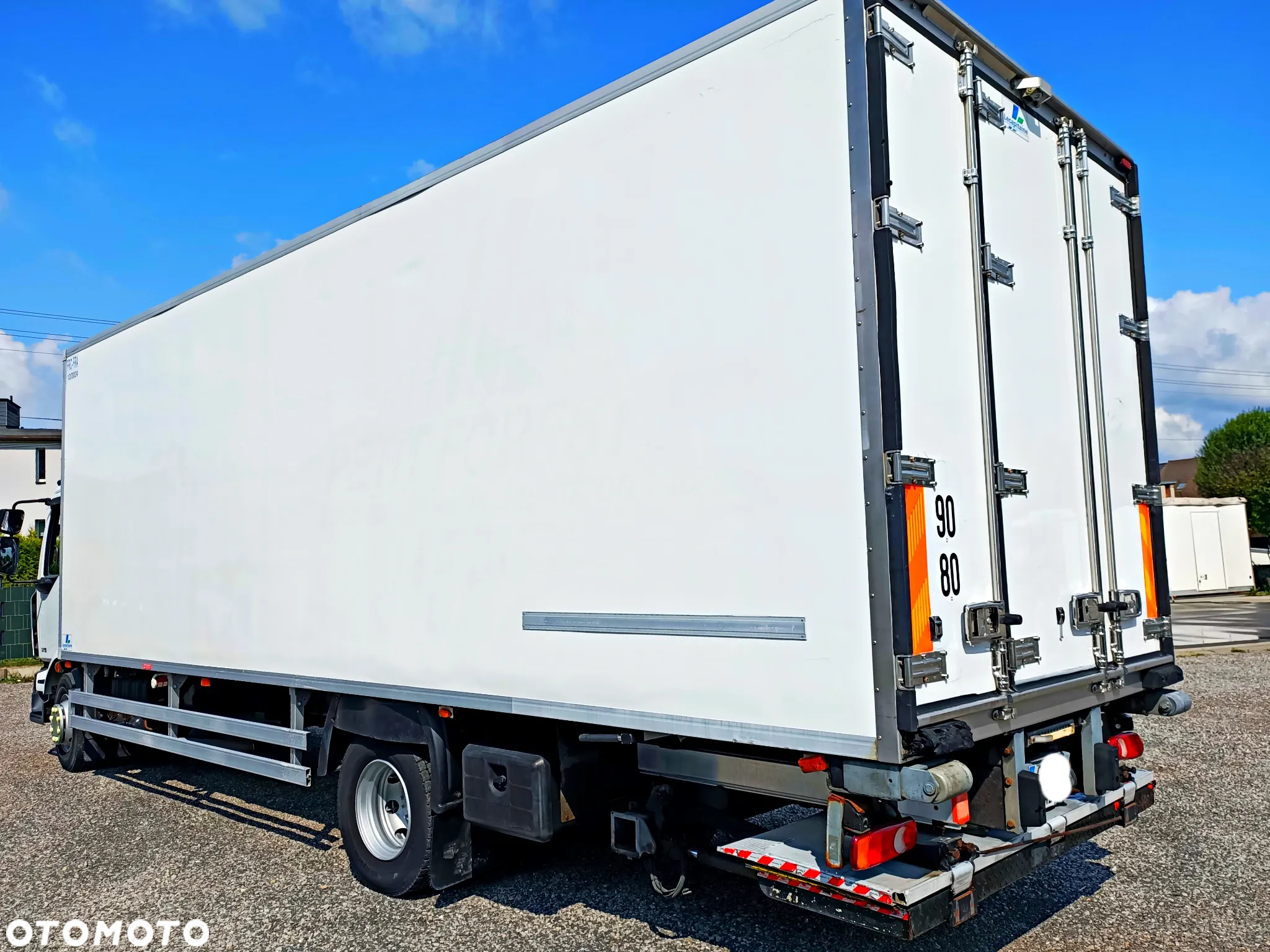 Renault Midlum 4X2 Chłodnia 18 Palet Supra 950 MT Dwie Komory - 9