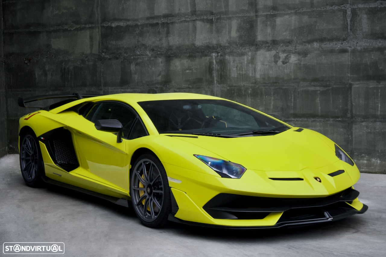 Lamborghini Aventador SVJ - 12