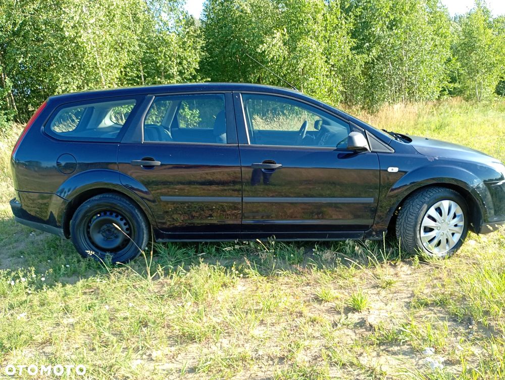 Ford Focus 1.6 Ambiente - 7