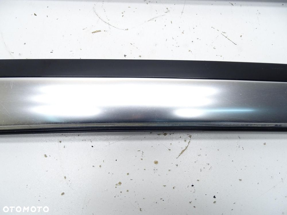 LISTWA PIONOWA SZYBY PRZEDNIEJ PRAWA LEWA 8F0853266D AUDI A5 8T CABRIO - 3