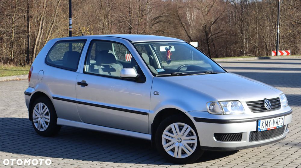 Volkswagen Polo 1.4 16V Basis - 1