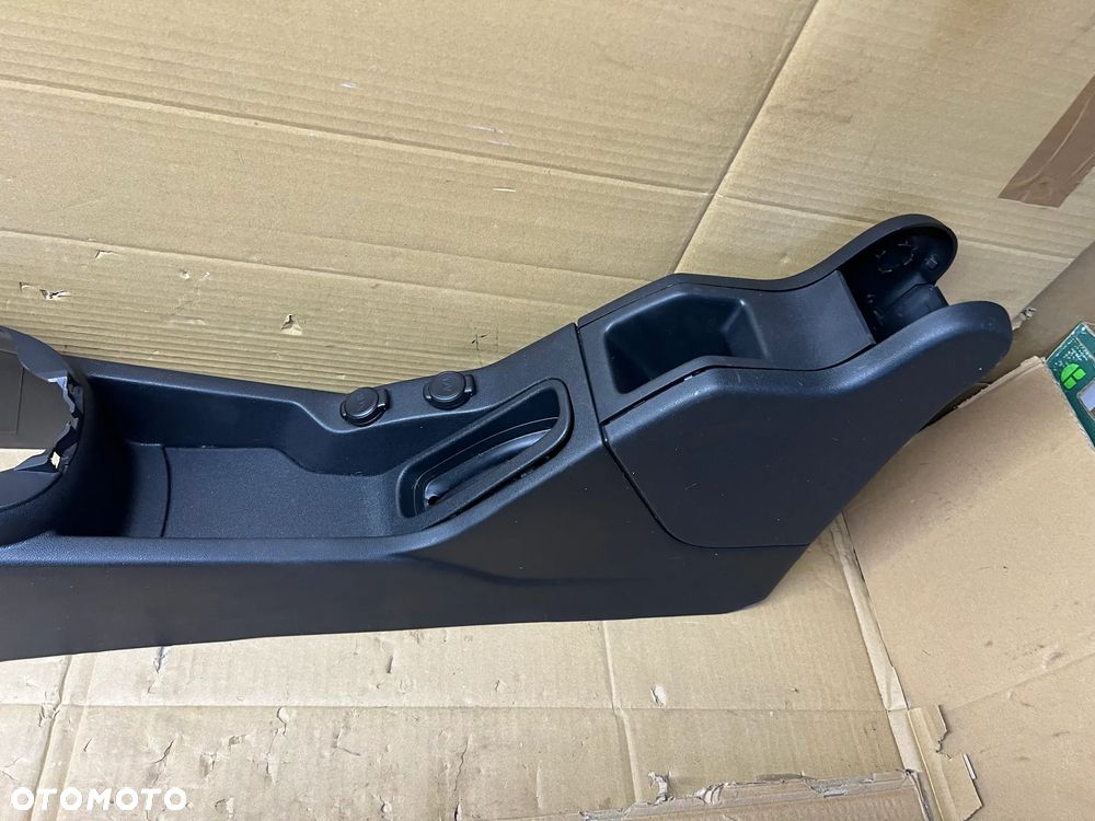 Tunel środkowy osłona tunelu pod podłokietnik Citroen C3 II - 5