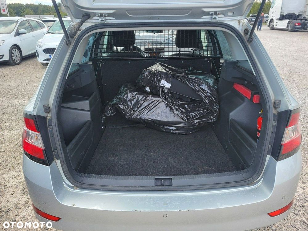 Skoda Fabia - 10
