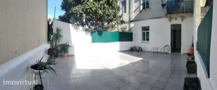 Apartamento com terraço no coração do Bairro da Graça - Grande imagem: 2/12
