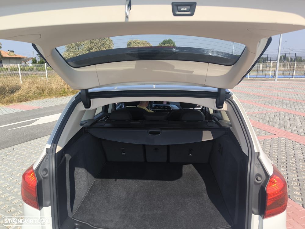 BMW X3 18 d sDrive Advantage Auto - 4