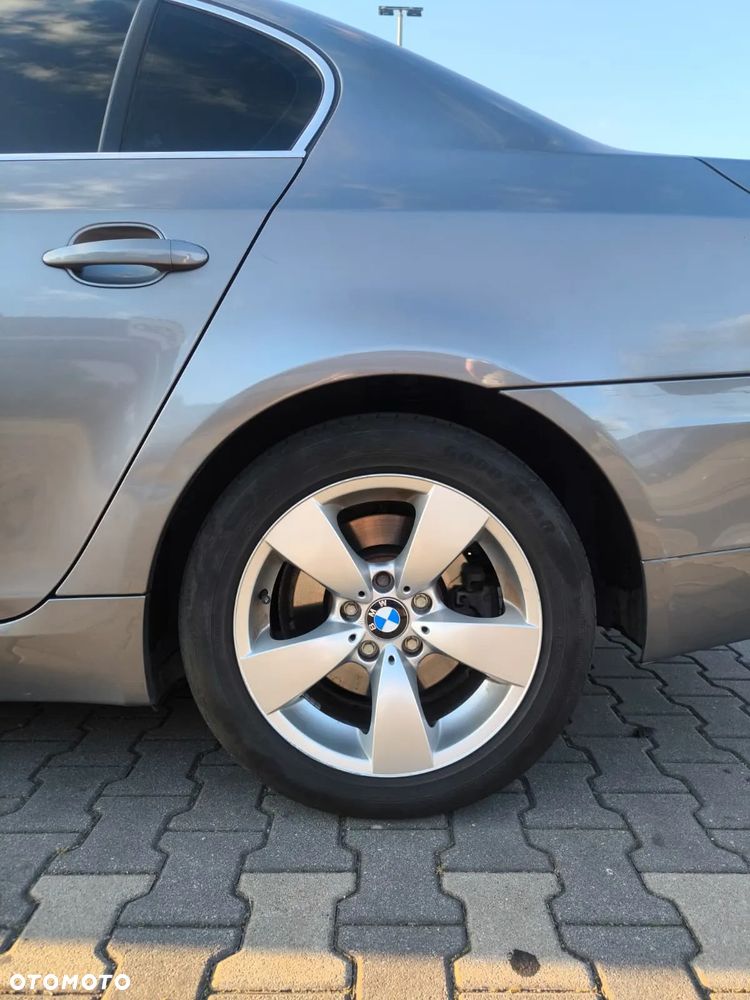 BMW Seria 5 520d - 3
