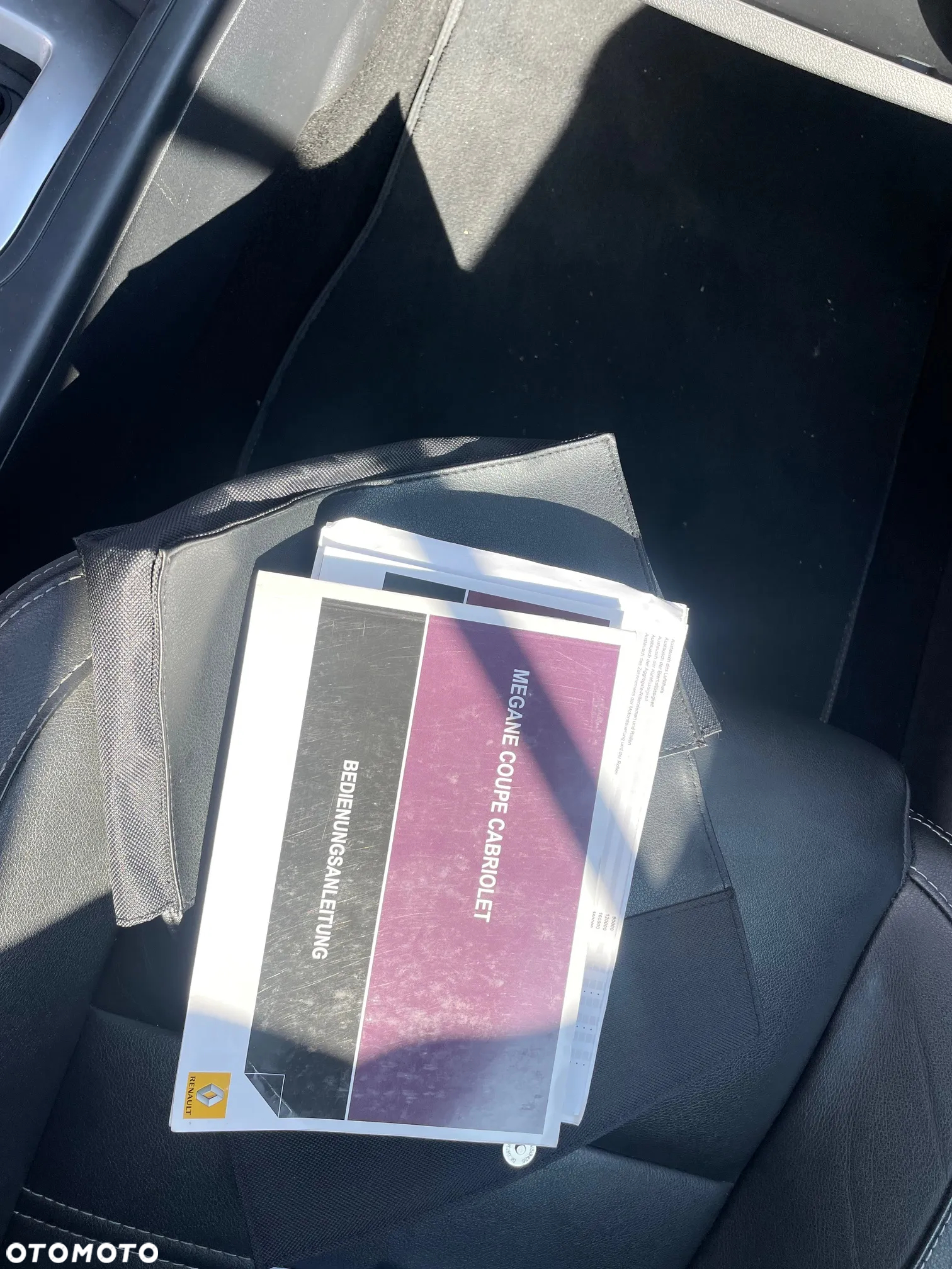 Renault Megane dCi 110 FAP EDC eco Coupe-Cabriolet Dynamique - 23